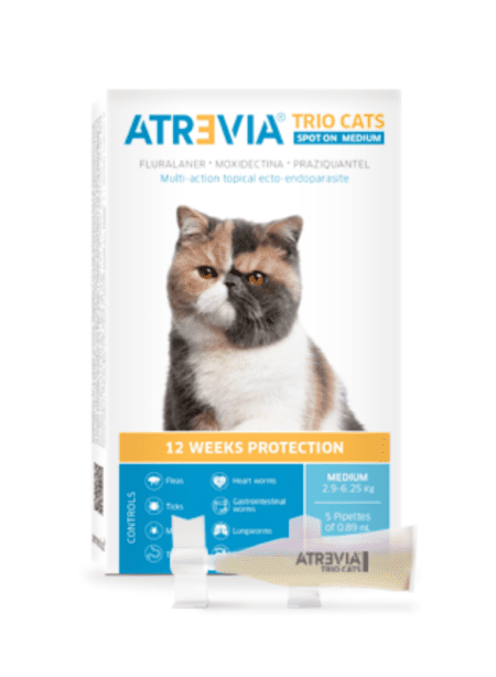 Empaque de Atrevia Trio Cats Medium, tratamiento antiparasitario para gatos medianos.